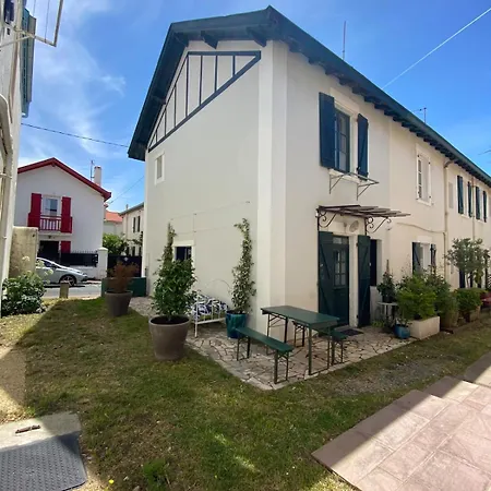 Biarritz, Cote Des Basques House 比亚里茨